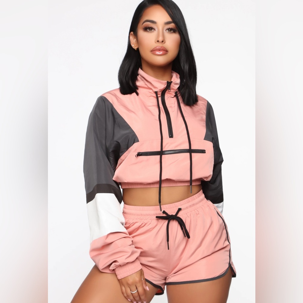 Fashion Nova Making A Statement Cropped Jacket - L
